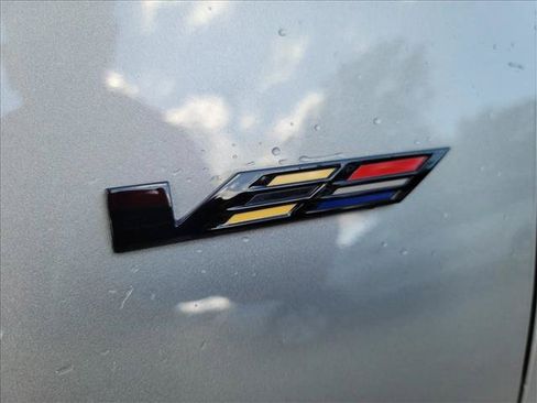 Used 2025 Cadillac CT5 V w/ LPO, ONYX Package RWD image 9