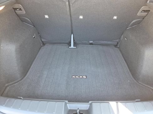 New 2027 Nissan Kicks SV w/ SV Premium Package FWD image 12