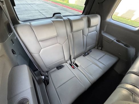 Used 2011 Honda Pilot EX-L image 18