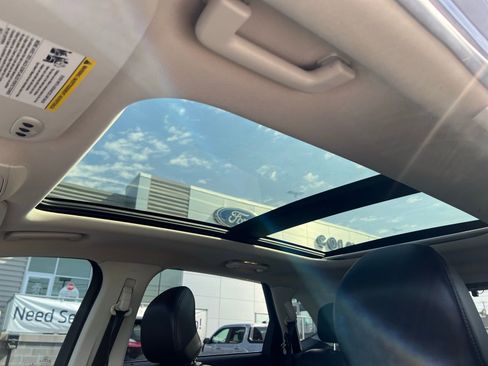 Used 2018 Ford Edge SEL w/ Equipment Group 201A image 11