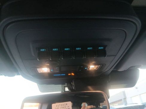 New 2025 Ford Bronco Badlands image 50