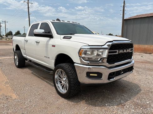Used 2019 RAM 2500 Tradesman AWD/4WD image 2