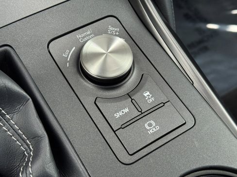Used 2023 Lexus IS 500 RWD image 34