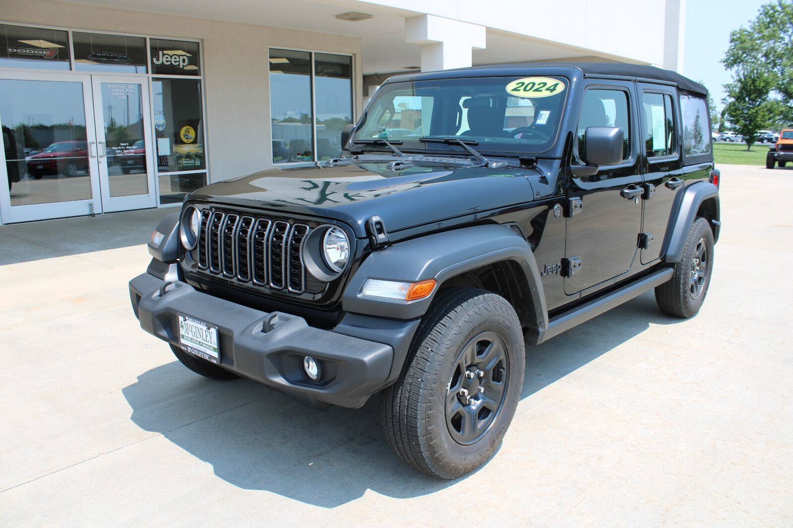 Certified 2024 Jeep Wrangler Unlimited Sport AWD/4WD image 2