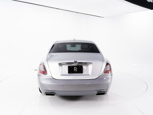 Certified 2022 Rolls-Royce Ghost w/ Ghost Package image 4