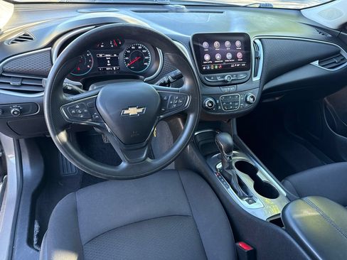 Used 2023 Chevrolet Malibu LT FWD image 12