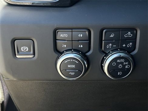 Used 2024 GMC Sierra 1500 Denali w/ Denali Reserve Package image 24