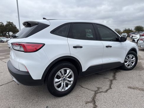 Used 2021 Ford Escape S image 5