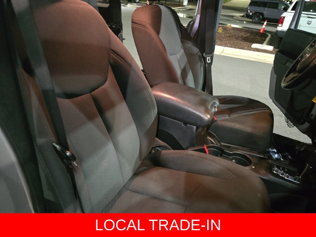 Used 2015 Jeep Wrangler Unlimited Sport w/ Quick Order Package 24S AWD/4WD image 30