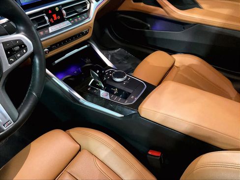 Used 2022 BMW M440i Coupe image 19