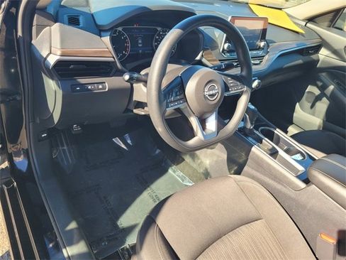 Certified 2024 Nissan Altima 2.5 SV image 12