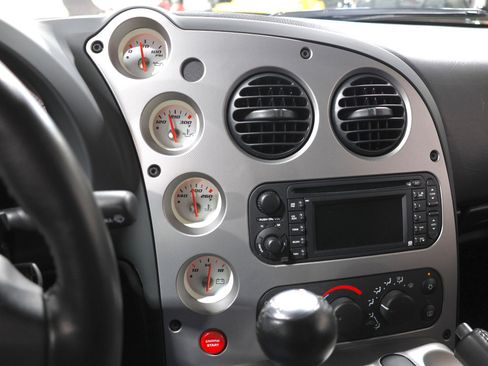 Used 2008 Dodge Viper SRT-10 w/ Competition Group image 13