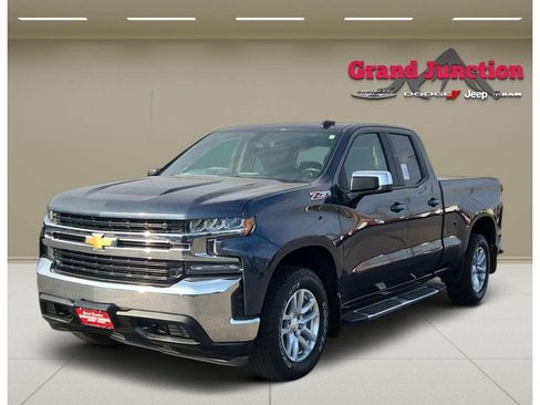 Used 2019 Chevrolet Silverado 1500 LT w/ All-Star Edition AWD/4WD image 2