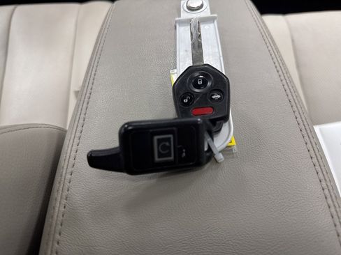 Used 2014 Subaru Outback 2.5i Limited w/ Moonroof Package image 27