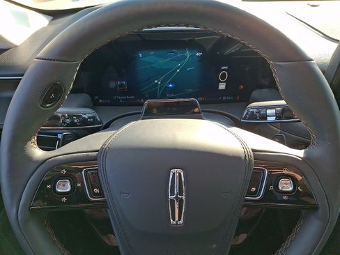 New 2026 Lincoln Aviator Reserve w/ Jet Appearance Package image 16