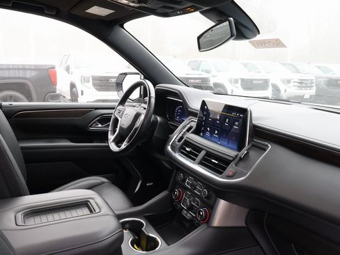 Used 2022 Chevrolet Tahoe Z71 w/ Luxury Package image 46