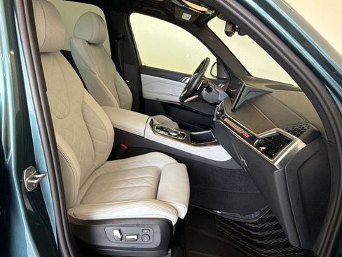 Used 2024 BMW X5 xDrive40i w/ Premium Package AWD/4WD image 25