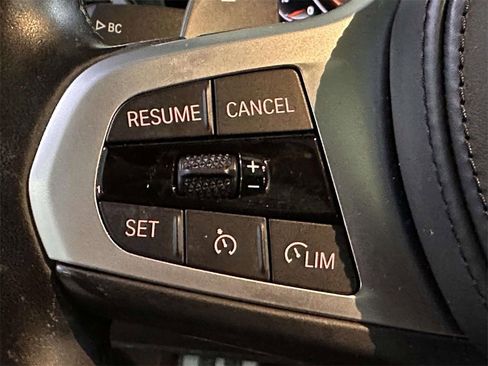 Used 2022 BMW 230i Coupe w/ Premium Package 2 image 19