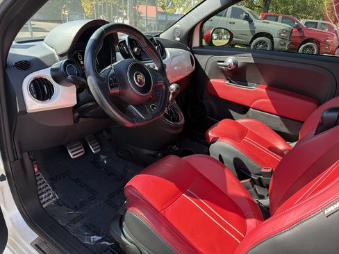 Used 2019 FIAT 500 Abarth w/ Popular Equipment Package FWD image 9