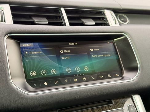 Used 2017 Land Rover Range Rover Sport SE image 26