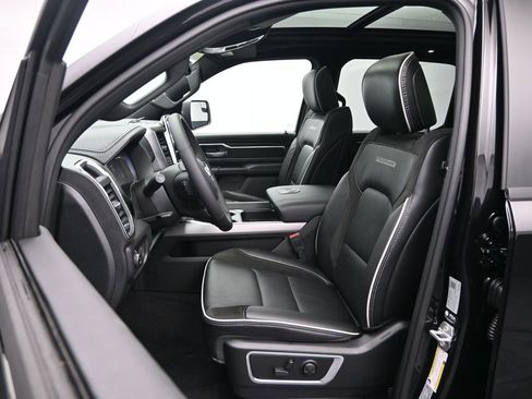 New 2026 RAM 1500 Laramie w/ Night Edition AWD/4WD image 21
