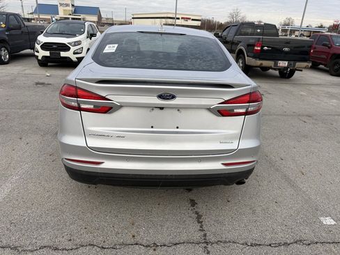 Used 2019 Ford Fusion SE w/ Equipment Group 151A image 8