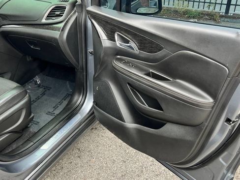 Used 2015 Buick Encore FWD image 17