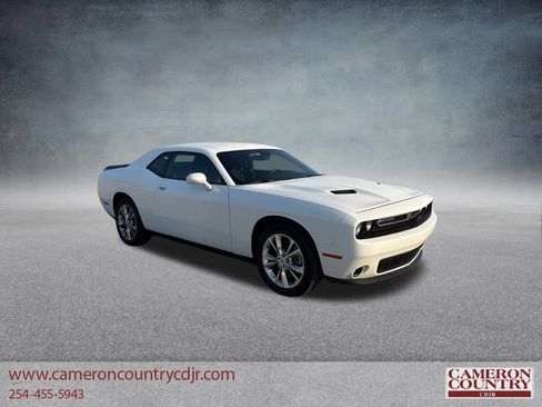 Used 2023 Dodge Challenger SXT w/ Cold Weather Group image 1