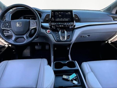 Certified 2023 Honda Odyssey EX-L image 8