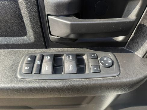 Used 2019 RAM 1500 Express w/ Express Value Package AWD/4WD image 22