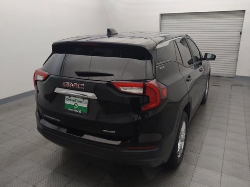 Used 2024 GMC Terrain SLE AWD/4WD image 7