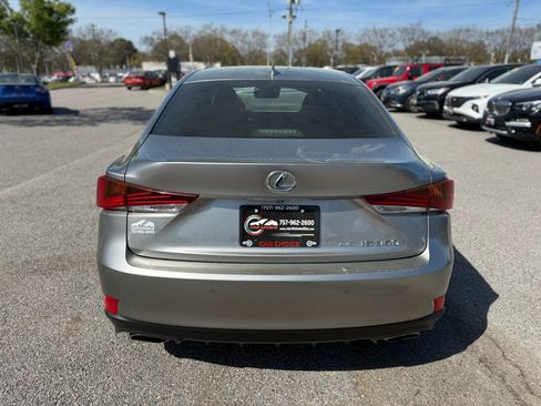 Used 2018 Lexus IS 350 AWD image 8