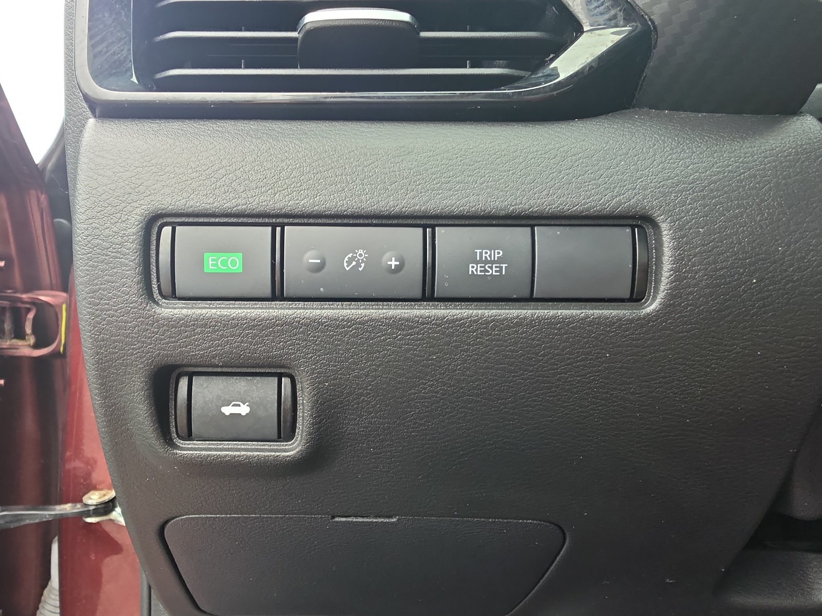 Used 2024 Nissan Sentra SV FWD image 20