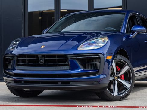 Certified 2026 Porsche Macan S AWD/4WD image 7
