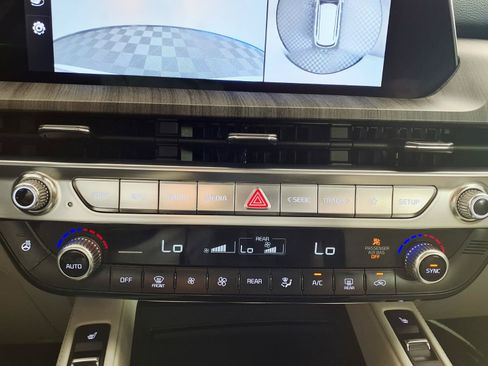 Used 2024 Kia Telluride SX Prestige AWD/4WD image 20