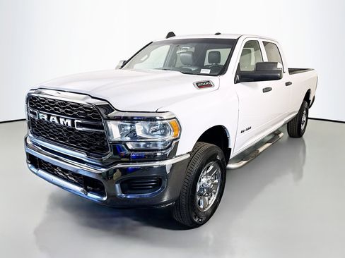 Used 2021 RAM 2500 Tradesman w/ Chrome Appearance Group image 4