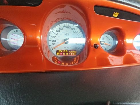 Used 2001 Chrysler Prowler RWD image 24