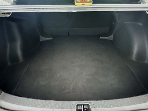 Used 2025 Toyota Corolla SE image 30