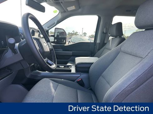 New 2025 Ford F150 XLT w/ Equipment Group 303A High image 27