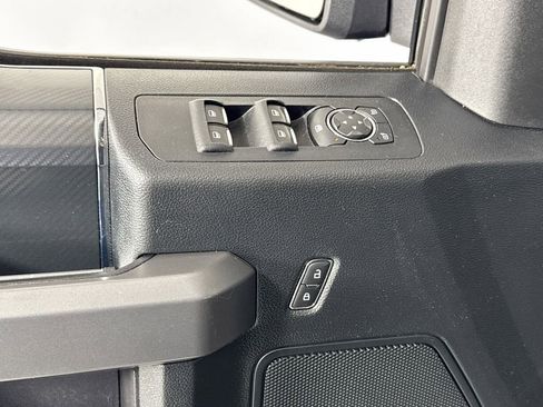 Used 2019 Ford F150 XLT w/ Equipment Group 302A Luxury AWD/4WD image 13