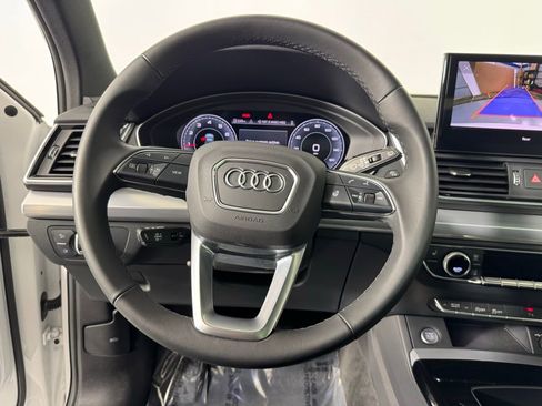 Used 2024 Audi Q5 2.0T Premium w/ Summer of Audi Package image 20