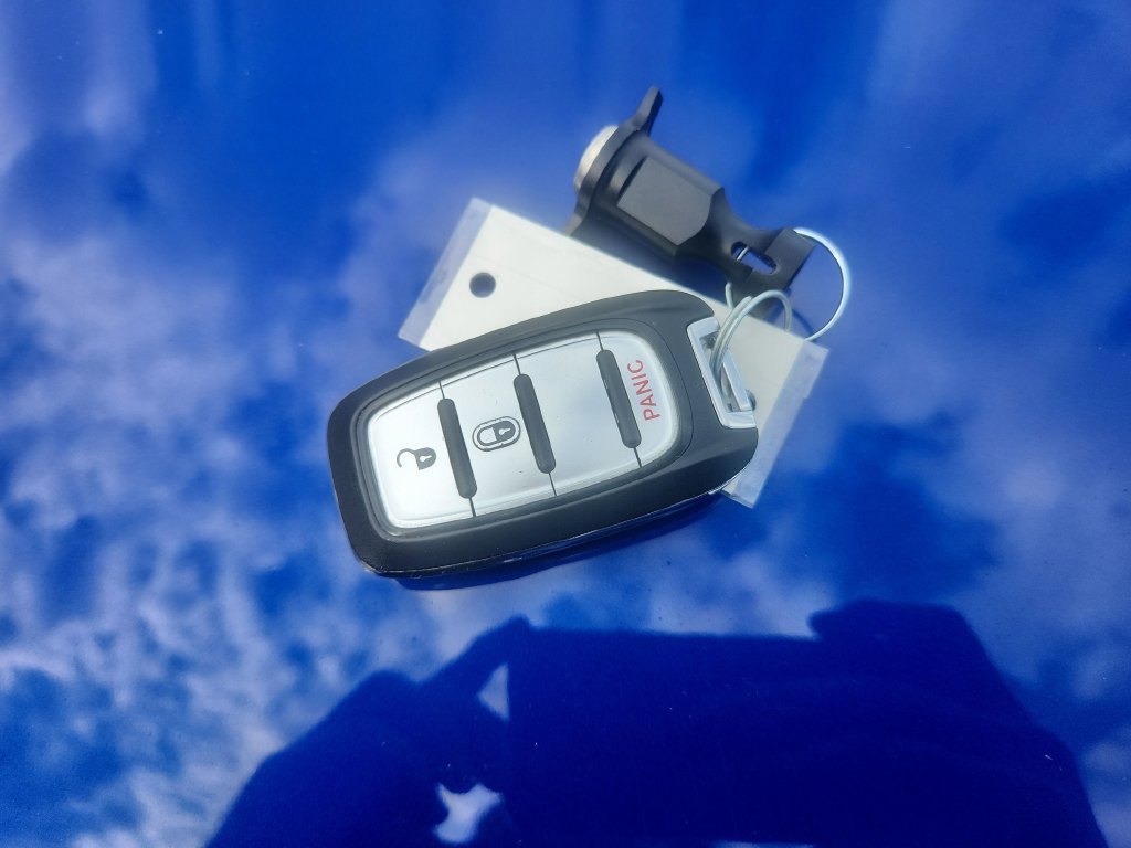Used 2021 Chrysler Voyager LX FWD image 57