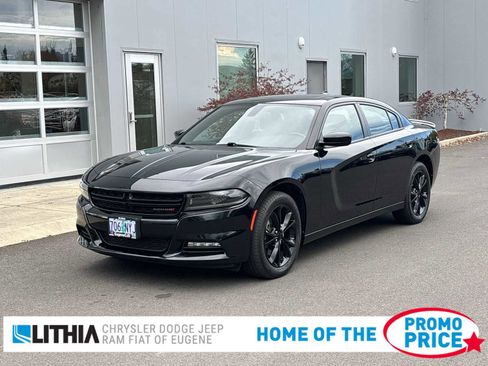 Certified 2022 Dodge Charger SXT w/ Navigation & Travel Group AWD/4WD image 1