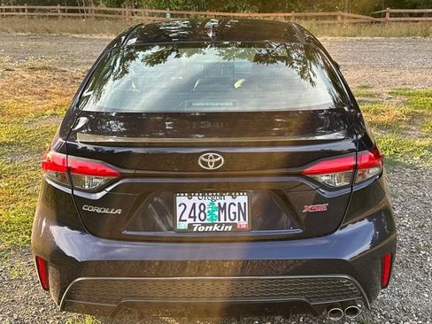 Used 2021 Toyota Corolla XSE w/ Carpet Mat Package (TMS) FWD image 8