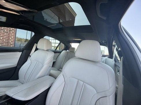 Used 2019 BMW 540i xDrive AWD/4WD image 20