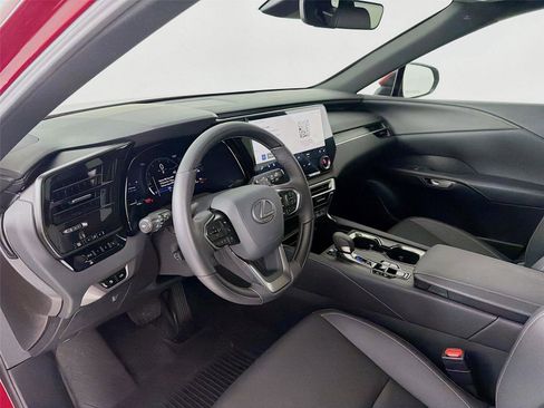 Used 2025 Lexus RX 350 Premium w/ Accessory Package AWD/4WD image 4
