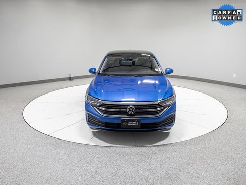 Used 2024 Volkswagen Jetta SE w/ Panoramic Sunroof Package image 26