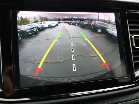 Used 2022 Dodge Durango GT image 28