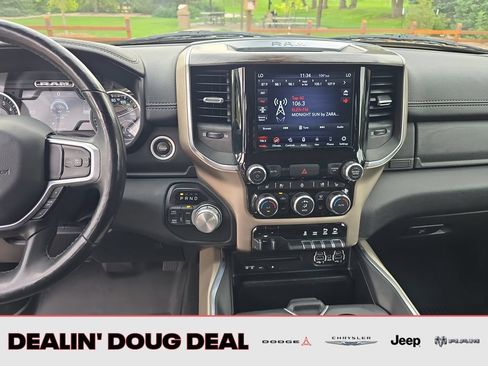 Used 2019 RAM 1500 Laramie AWD/4WD image 19