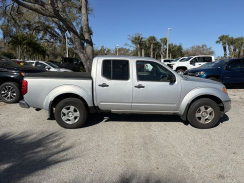 Used 2008 Nissan Frontier SE w/ SE Value Truck Pkg image 8